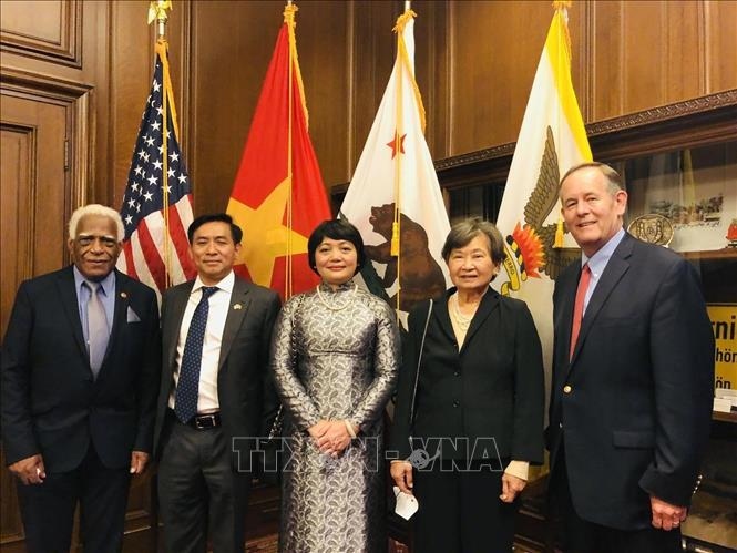 Vietnamese flag hoisted in San Francisco on National Day